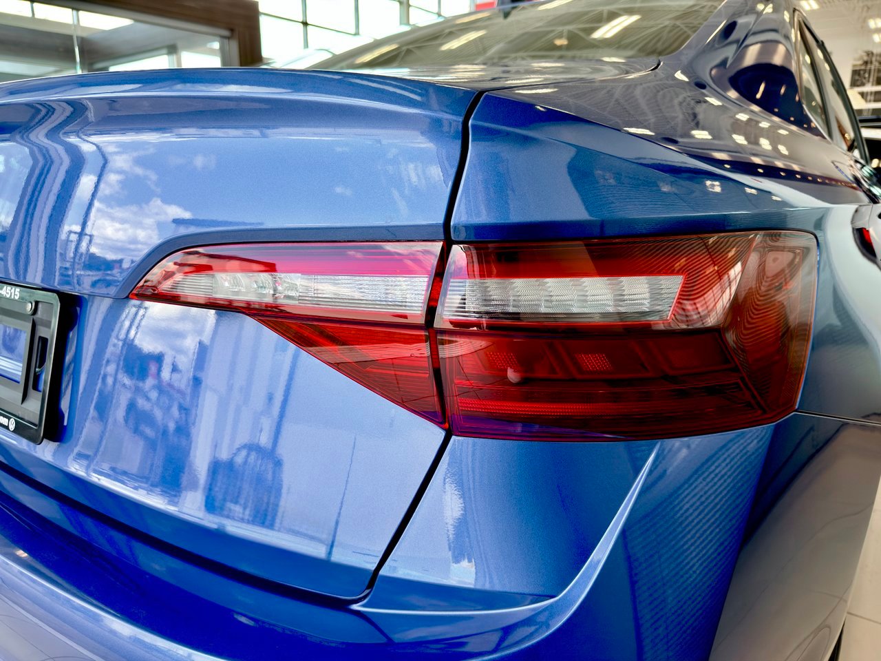 2022 Volkswagen Jetta Blue Notre-Dame-des-Prairies - photo #11