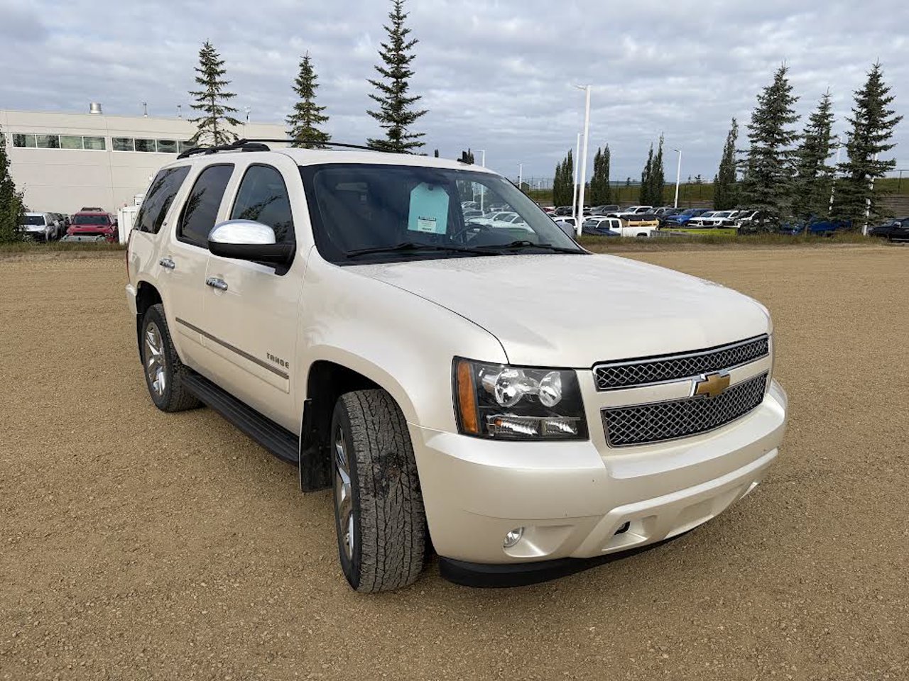 2013 Chevrolet Tahoe 4WD 4dr LTZ White Sherwood Park - photo #1