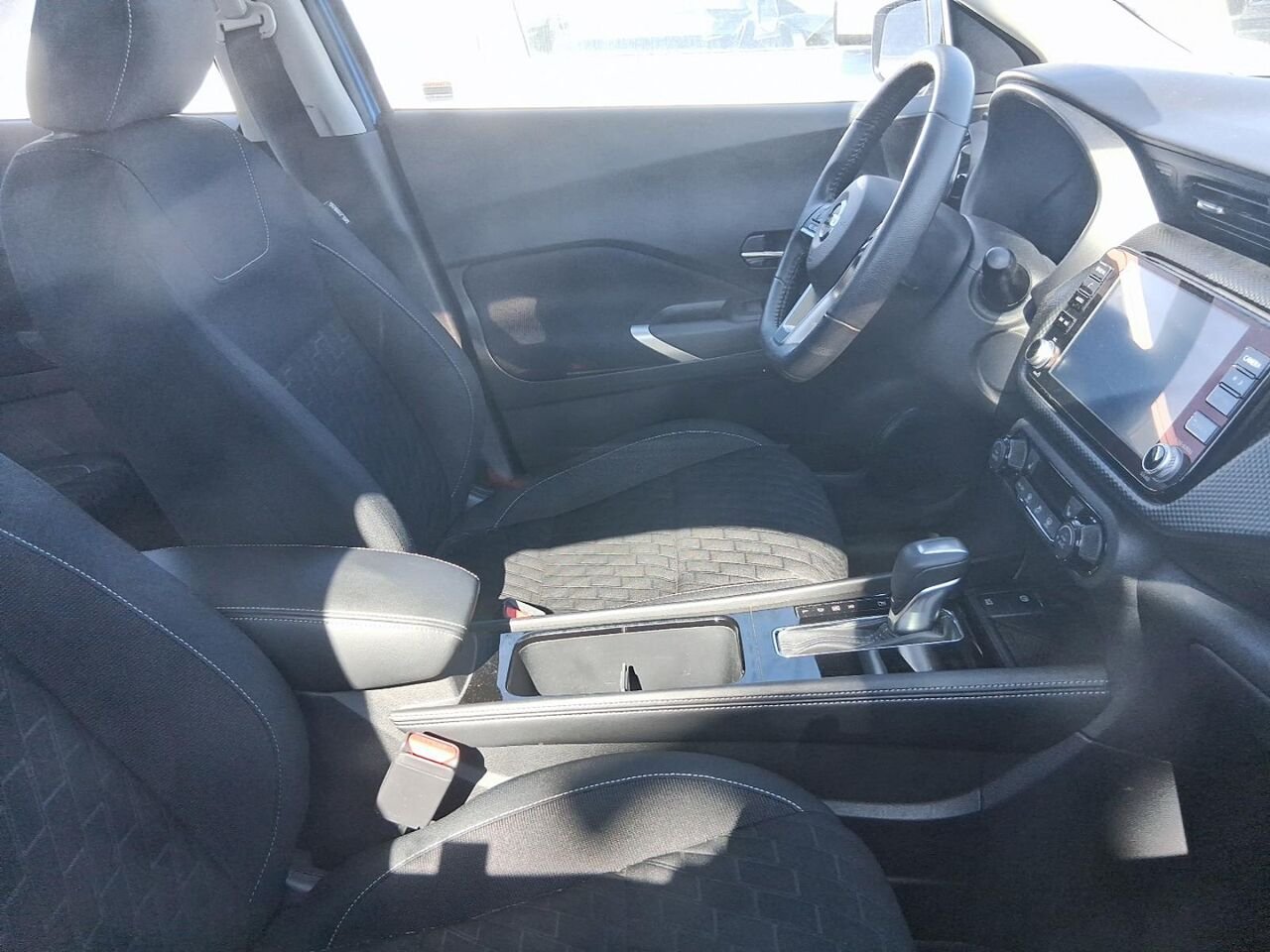 Nissan Kicks SV TA 2021 Bleu Québec - photo #2