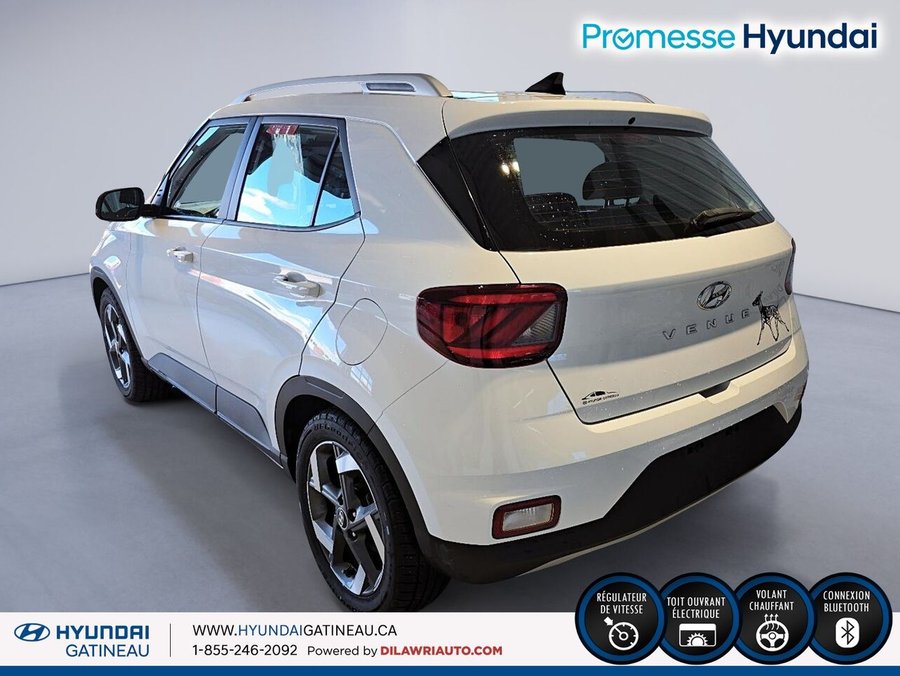 Hyundai Venue Ultimate IVT *** carfax clean , toute equiper , certifier*** 2022 Blanc