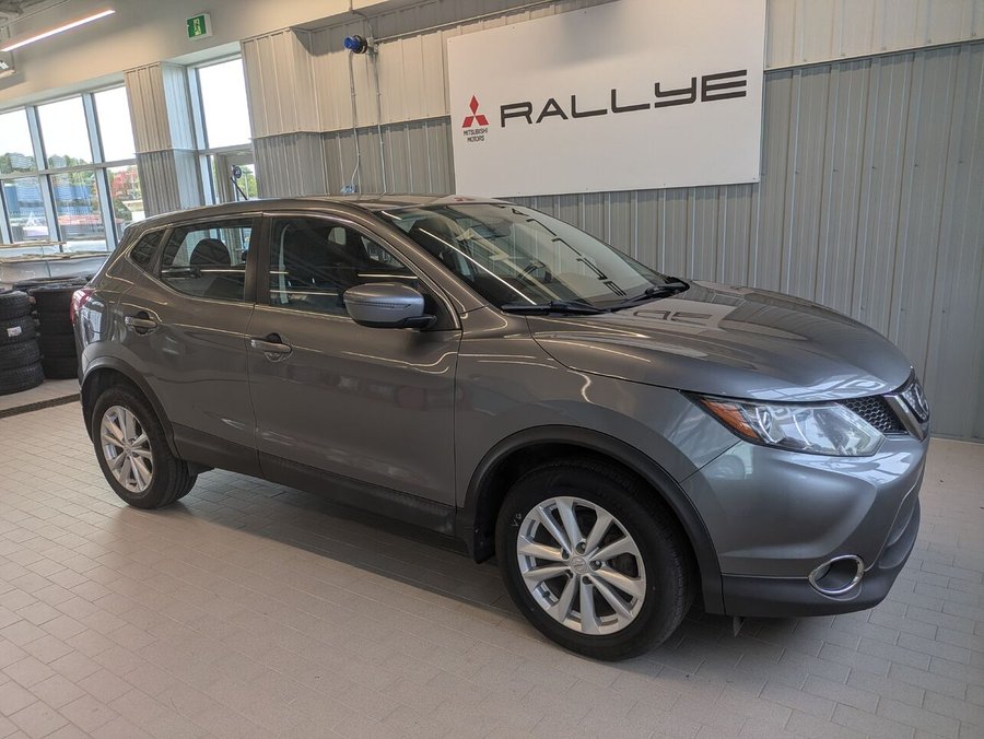 Nissan Qashqai SV AWD 2018 Gris