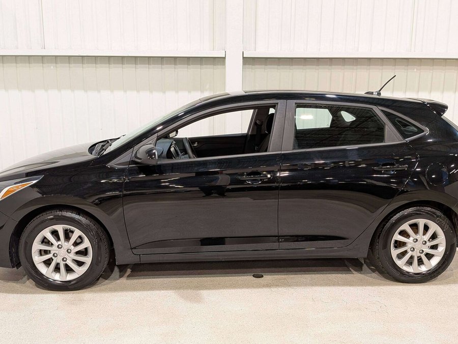 2020 Hyundai Accent 5 Door Preferred IVT Black