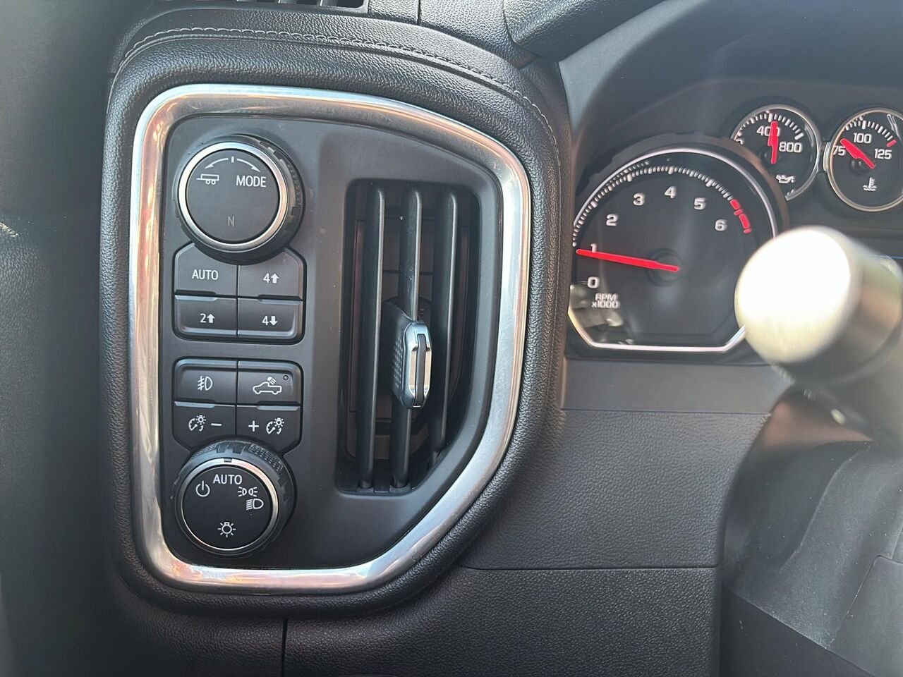 CHEVROLET SILVERADO 1500 LTD LT TRAIL BOSS 2022 Noir Saint-Hyacinthe - photo #12