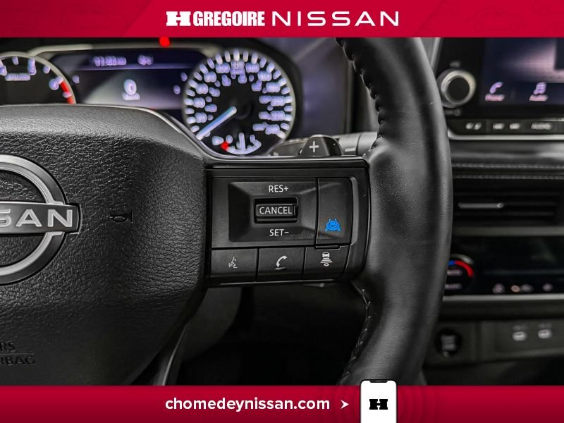 2025 Nissan Rogue White Laval - photo #21