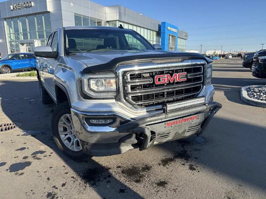 2018 GMC Sierra 1500 SLE Kodiak Edition 5.3L Z71 | Bull Bar | LED Light Bar Grey