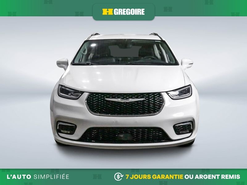 Chrysler Pacifica 2022 Blanc Blainville - photo #1
