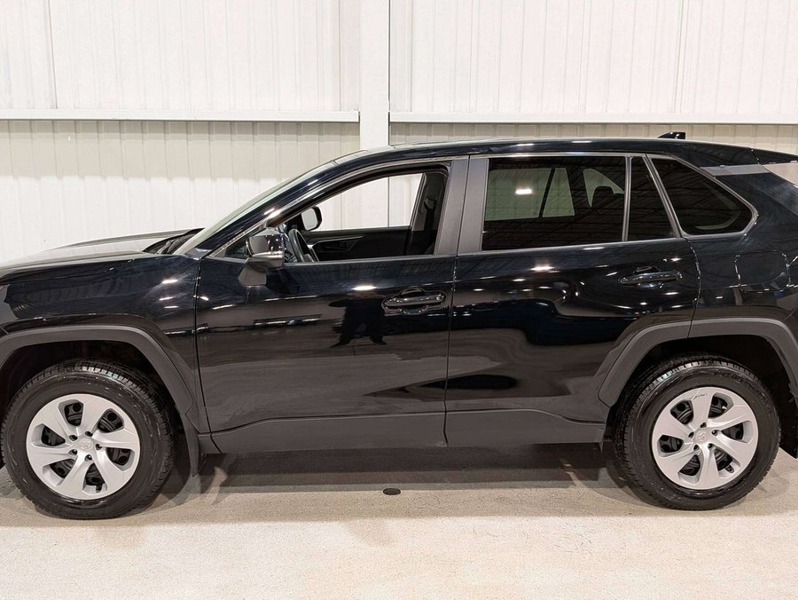Toyota RAV4 LE AWD 2024 Noir