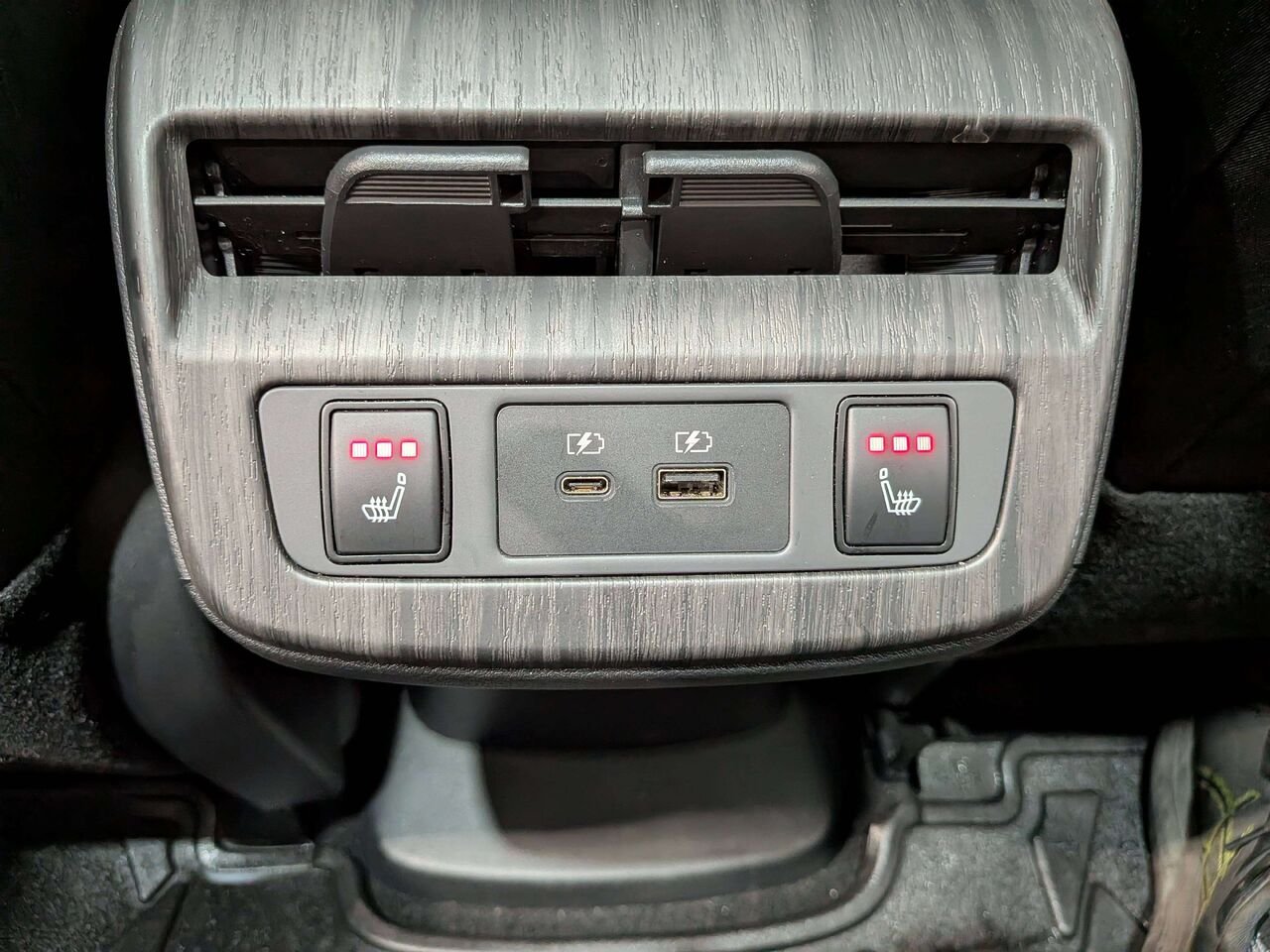 2023 Nissan ARIYA PLATINUM+ e-4ORCE AWD Black Val-David - photo #12