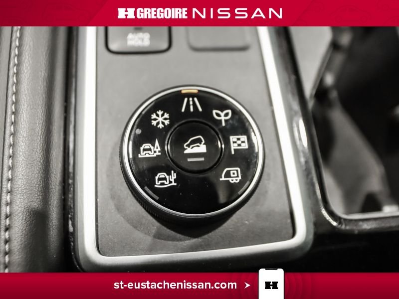 2024 Nissan Pathfinder Black Laval - photo #22
