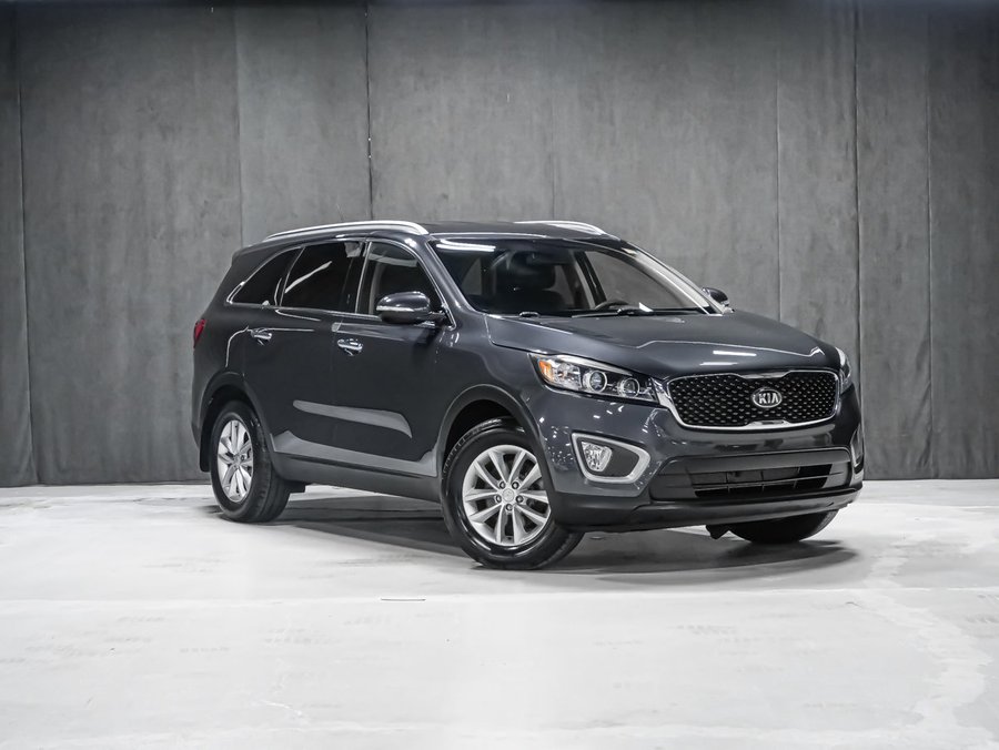 2016 Kia Sorento 2.4L LX Grey