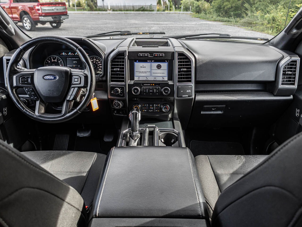 2018 Ford F-150 Grey Sainte-Julienne - photo #23