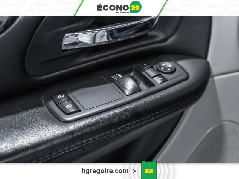2017 Dodge GR Caravan White Laval - photo #10
