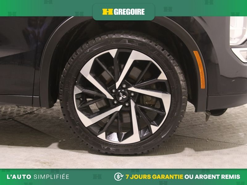 Mitsubishi Outlander 823226 | LE Premium AWD AUTO AC CUIR TOIT NAV MAGS CAM RECU 2022 Noir Laval - photo #28