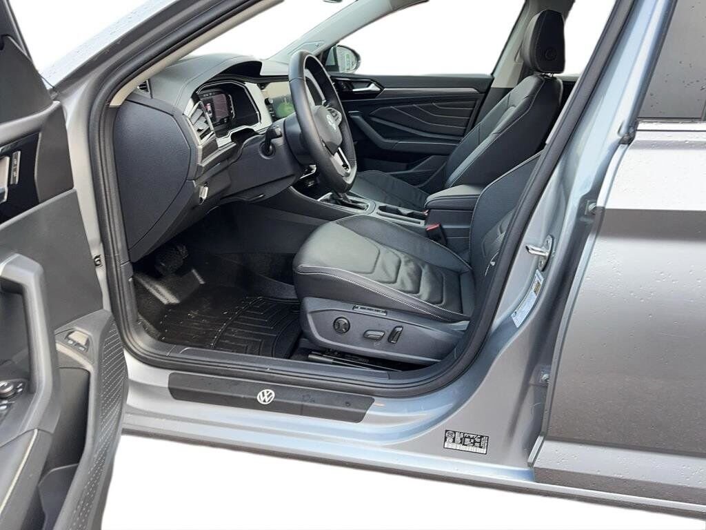 Volkswagen Jetta Highline 2024 Baie-Comeau - photo #8