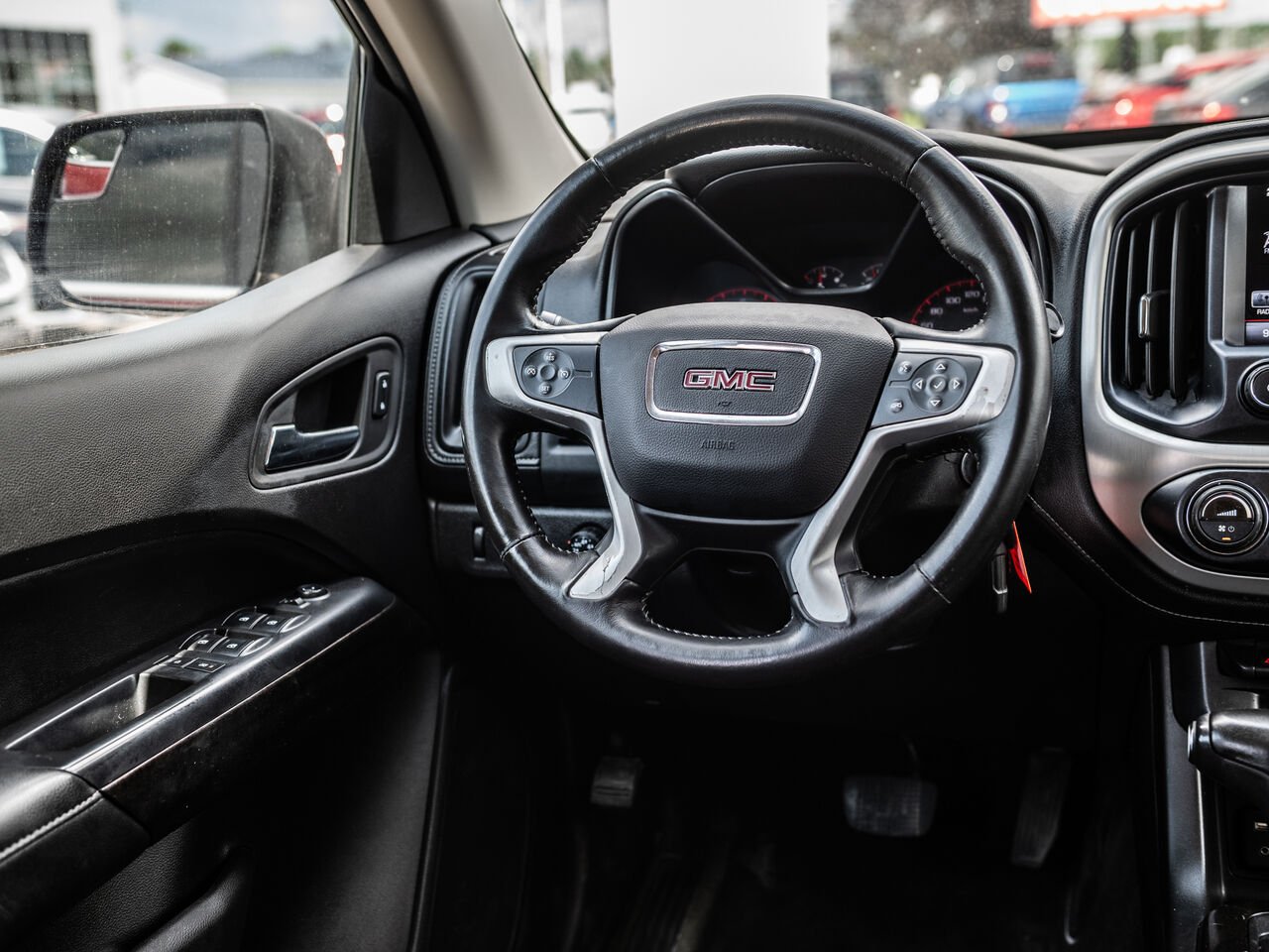 2016 GMC Canyon Red Sainte-Julienne - photo #23
