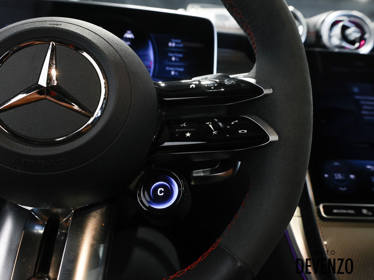 2025 Mercedes-Benz GLC Grey Saint-Eustache - photo #11