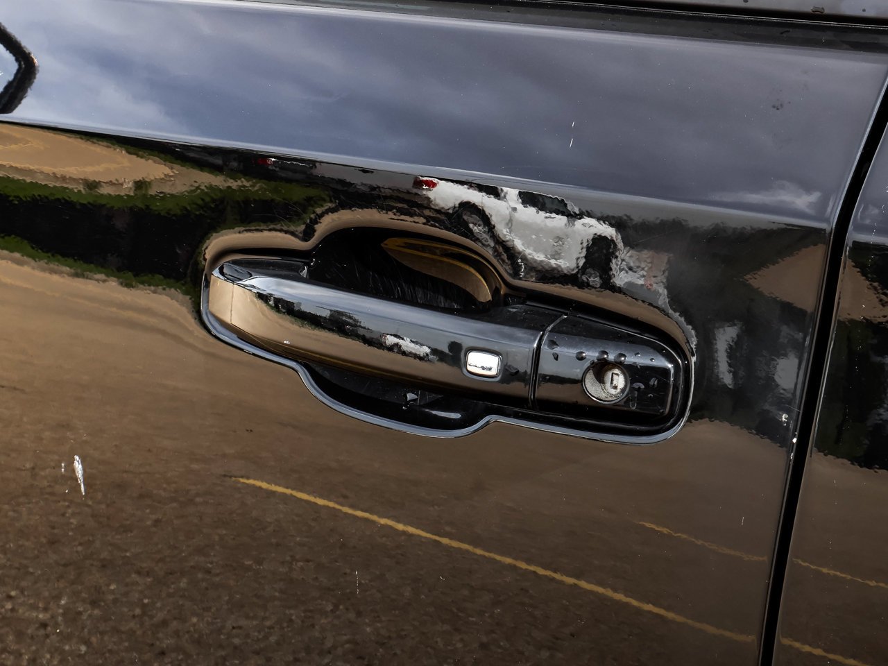 2024 GMC Sierra 1500 4WD Crew Cab 147 Elevation Black Sherwood Park - photo #11
