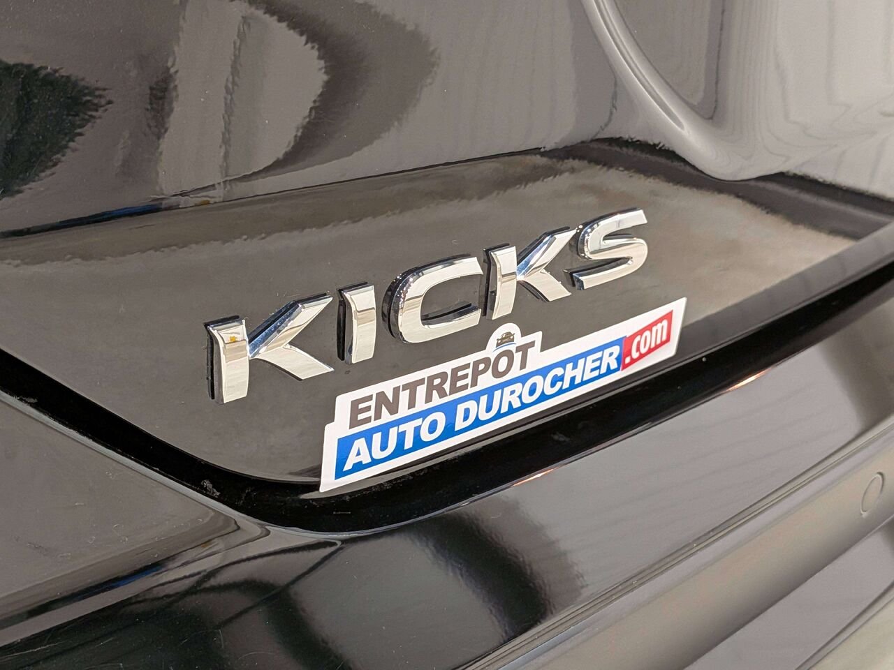 2024 Nissan Kicks S FWD Black Val-David - photo #32