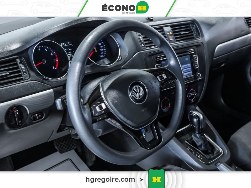 2015 Volkswagen Jetta Grey Saint-Eustache - photo #9