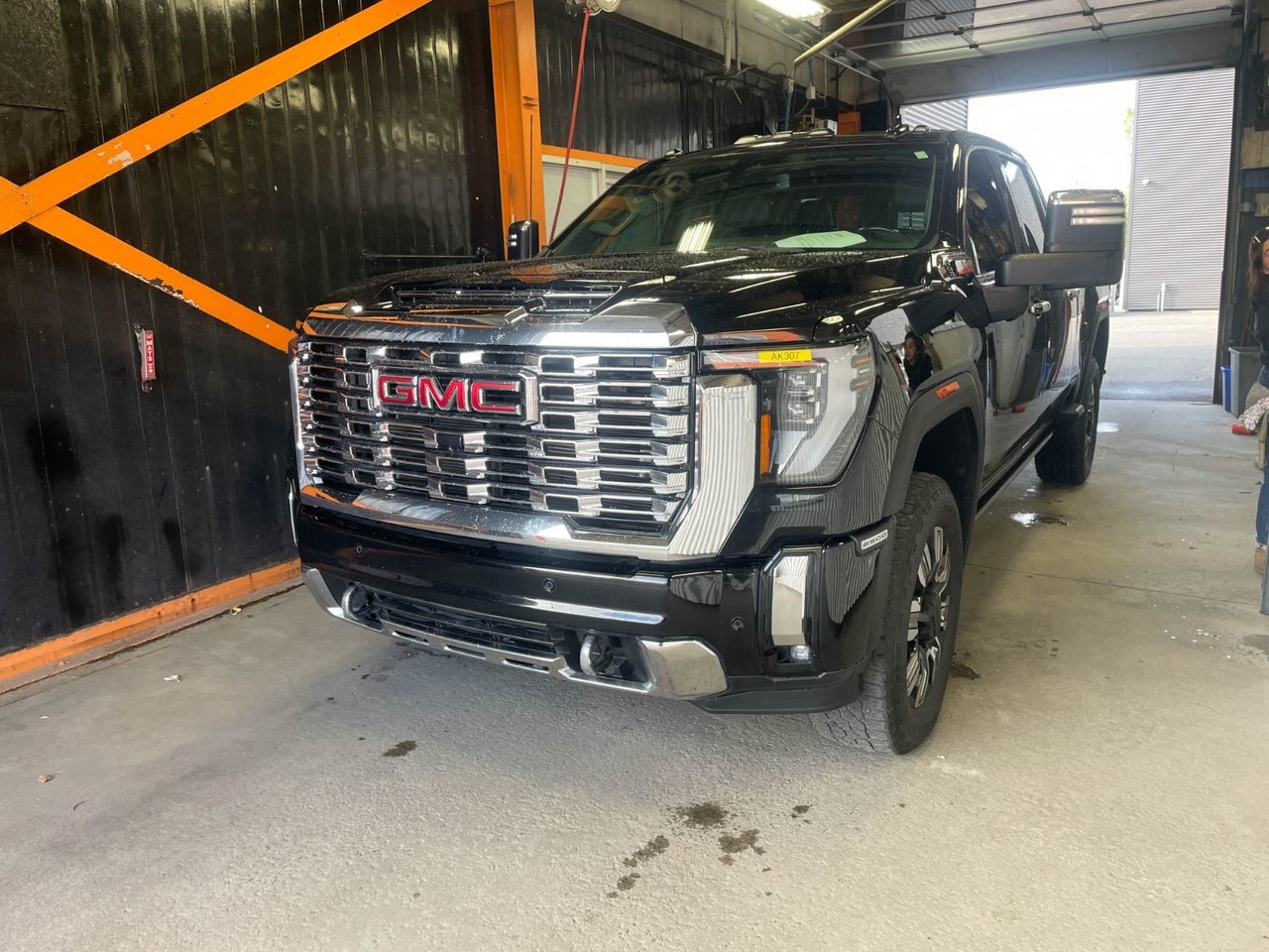 2024 GMC Sierra 2500HD DENALI CREW 4X4 DIESEL *NAV* SIÈGES VENT PNBV 9900 Black Saint-Jérôme - photo #0
