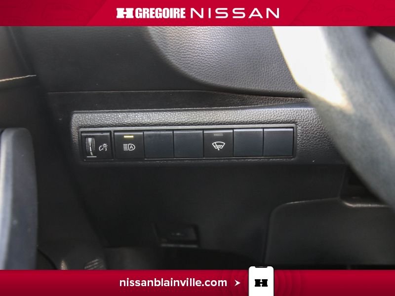 2021 Toyota Corolla Red Laval - photo #23