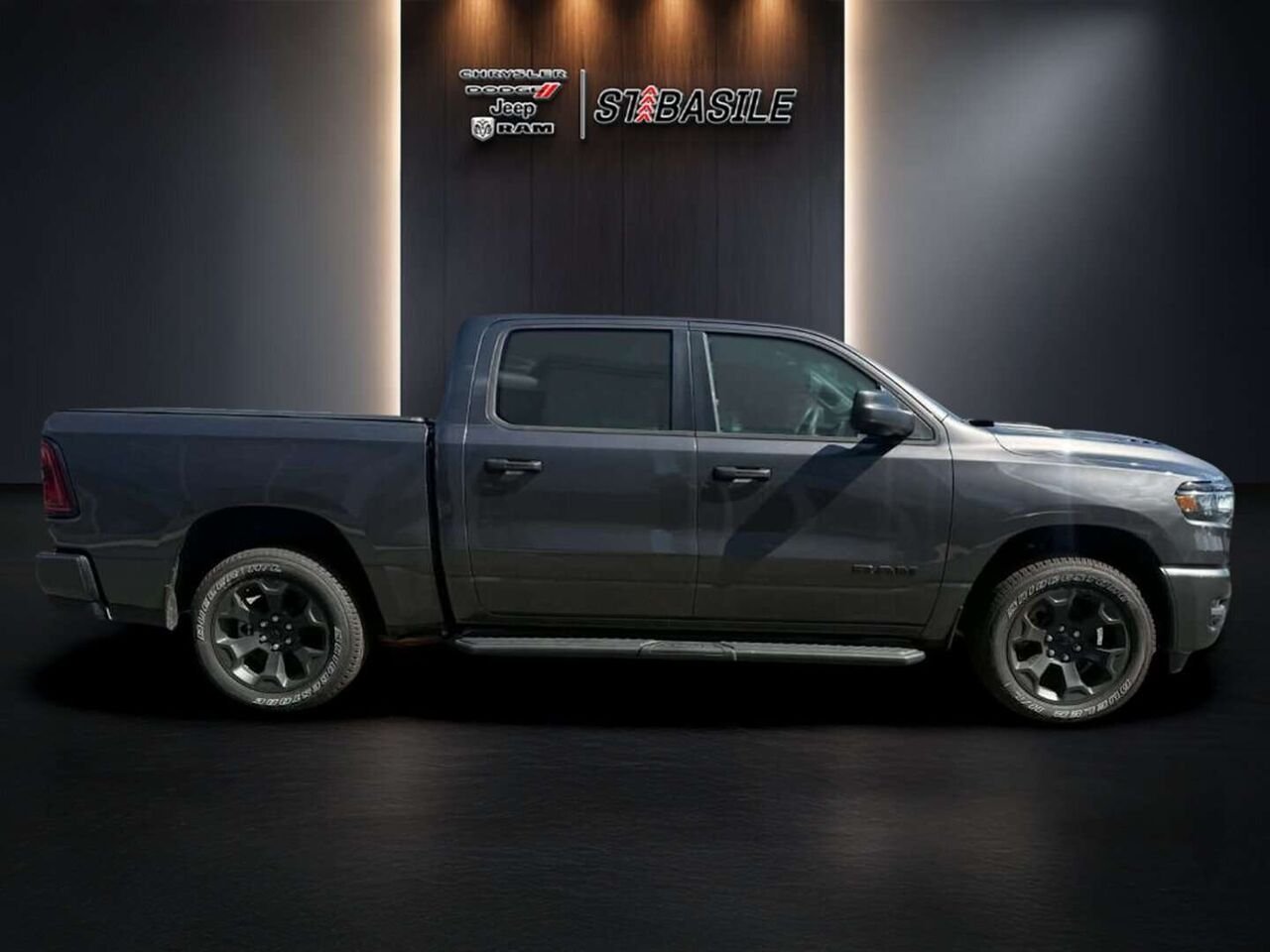 Ram 1500 2026 Gris Saint-Basile-le-Grand - photo #15