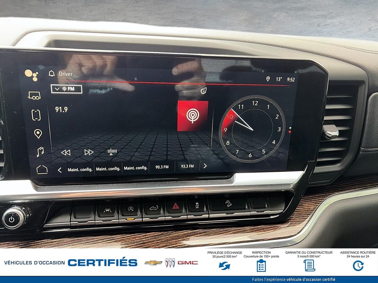 2022 GMC SIERRA K15 Elevation cabine multiplace 4RM 157 po Black Montmagny - photo #12