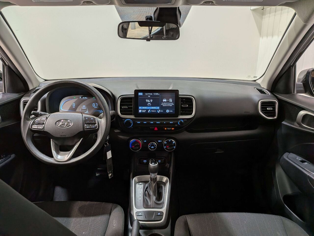 2023 Hyundai Venue Essential IVT Black Val-David - photo #12