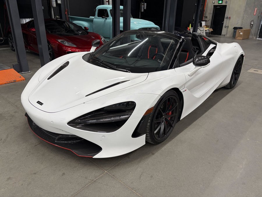 2019 McLaren 720S | Front Lift | Carbon Trim | Polycarbonate Roof | Clean CARFAX