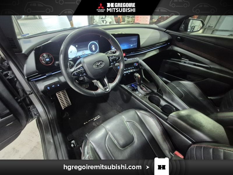 Hyundai Elantra 2023 Gris Laval - photo #17
