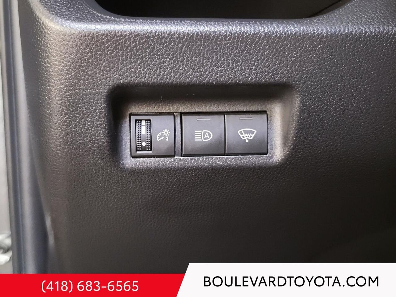 Toyota RAV4 100600A-2 | LE, AWD 2022 Gris Québec - photo #9
