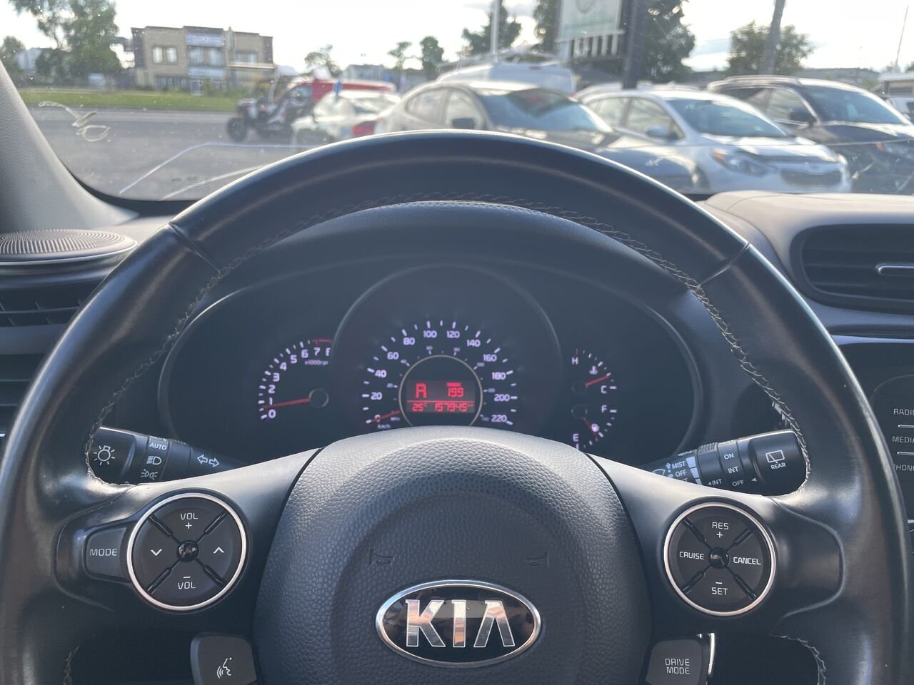 2017 Kia Soul Red  - photo #15