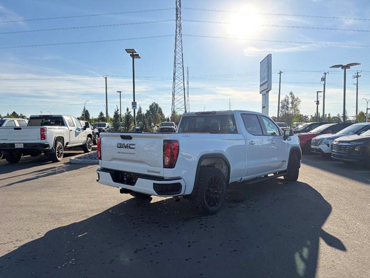 2024 GMC Sierra 1500 4WD Crew Cab 147 Elevation White Sherwood Park - photo #4