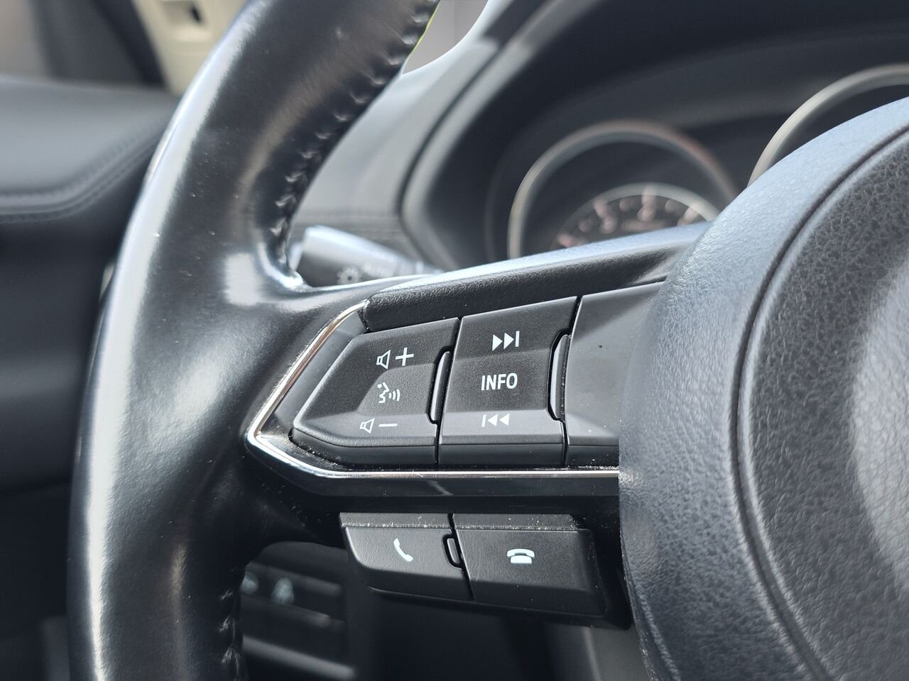 Mazda CX-5 GS TI BA, bluetooth, Volant chauffant, commande audio au volant 2021 Bleu Val-David - photo #10