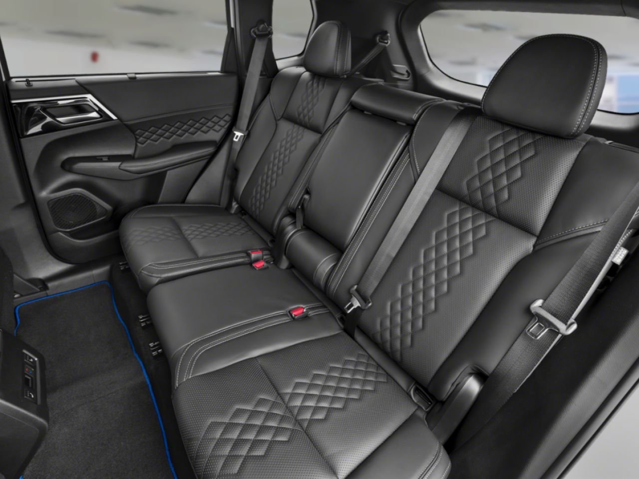 2026 MITSUBISHI Outlander Plug-In Hybrid Red Diamond/Black Roof Gatineau - photo #12