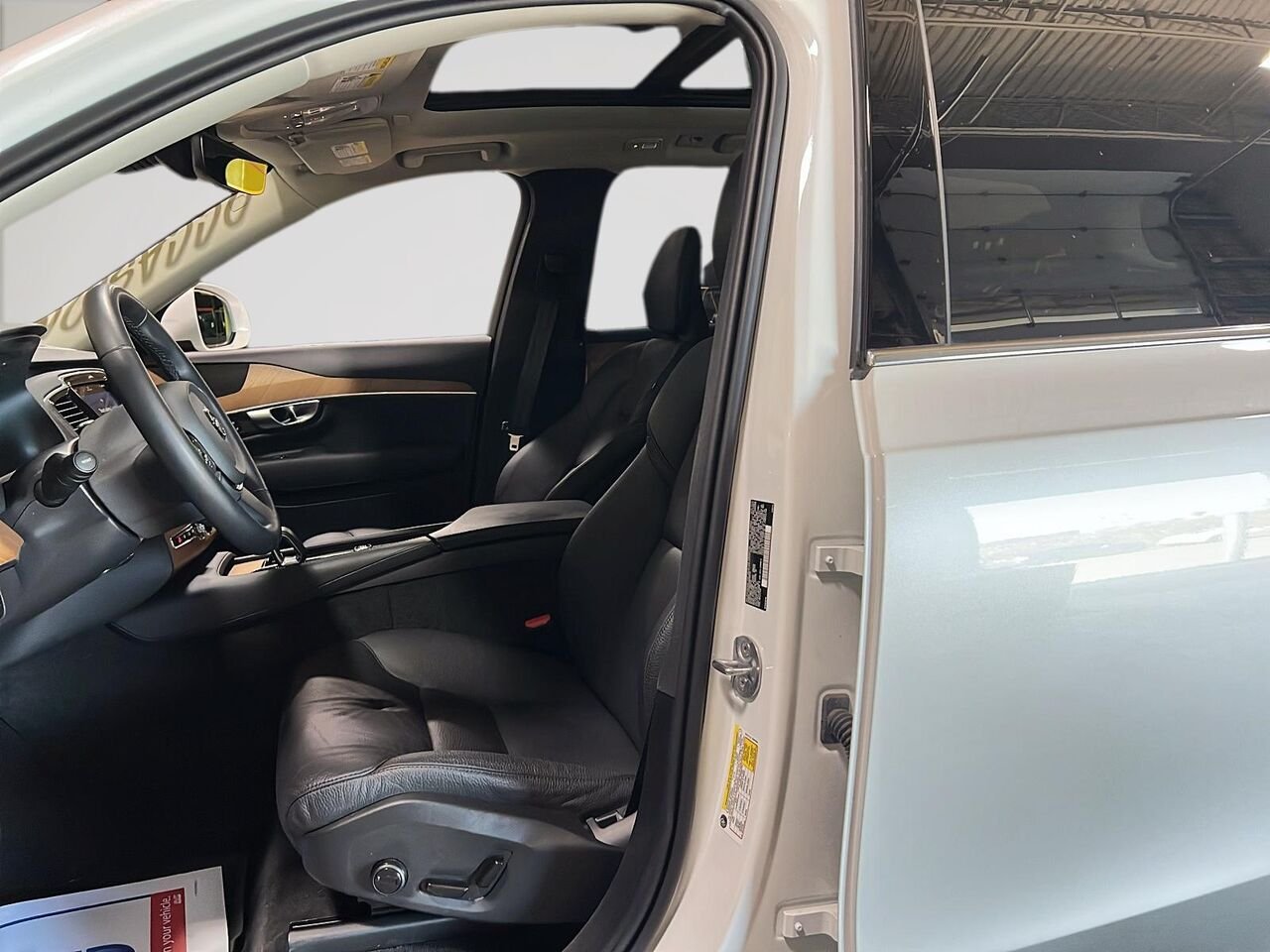 2024 Volvo XC90 Recharge PLUS BRIGHT THEME White Québec - photo #7