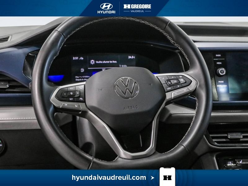 2024 Volkswagen Taos Grey Saint-Eustache - photo #20