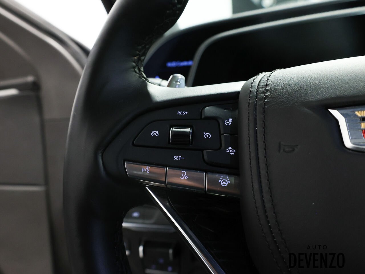 Cadillac Escalade ESV 2023 Noir Saint-Eustache - photo #16