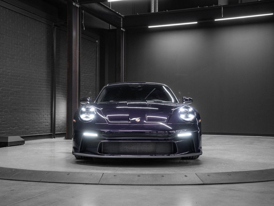 2022 Porsche 911 2022 Purple