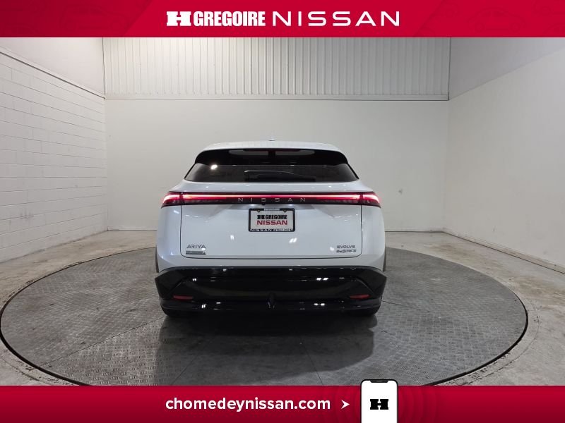 2024 Nissan Ariya White Laval - photo #7