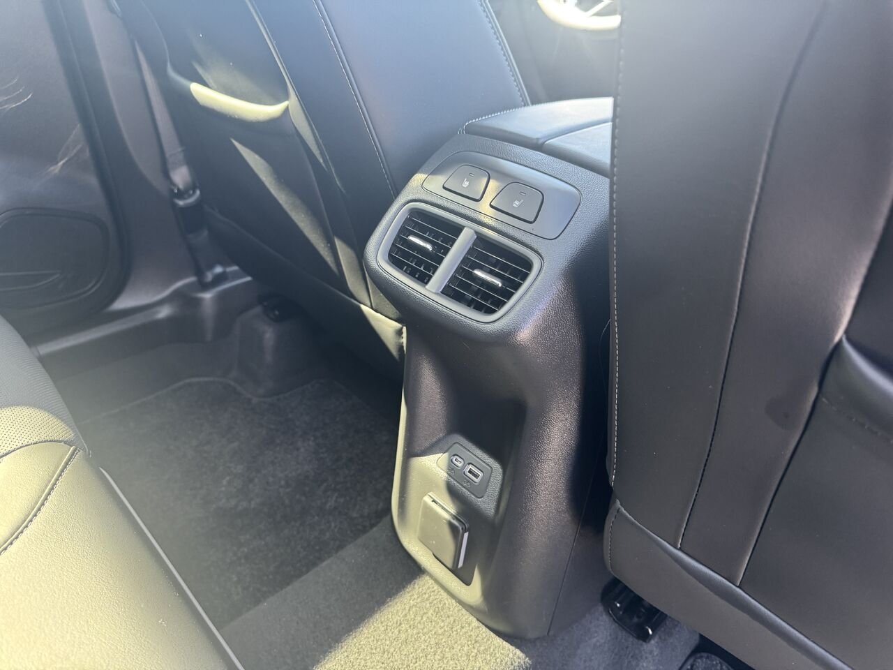 BUICK ENVISION AVENIR Avenir 4 portes TI 2023 Rouge Ottawa & Gatineau - photo #11