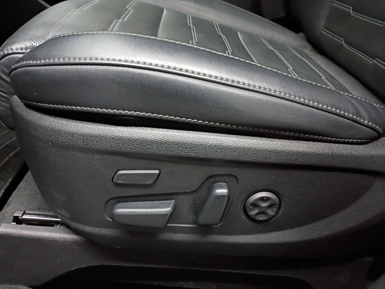 Kia Telluride 2024 Bleu Blainville - photo #25