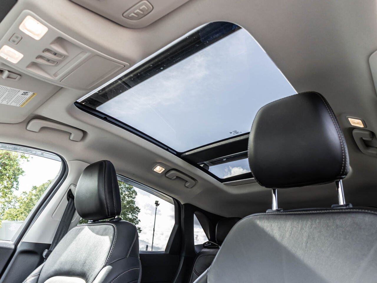 Ford Escape 2021 Blanc Sainte-Julienne - photo #26