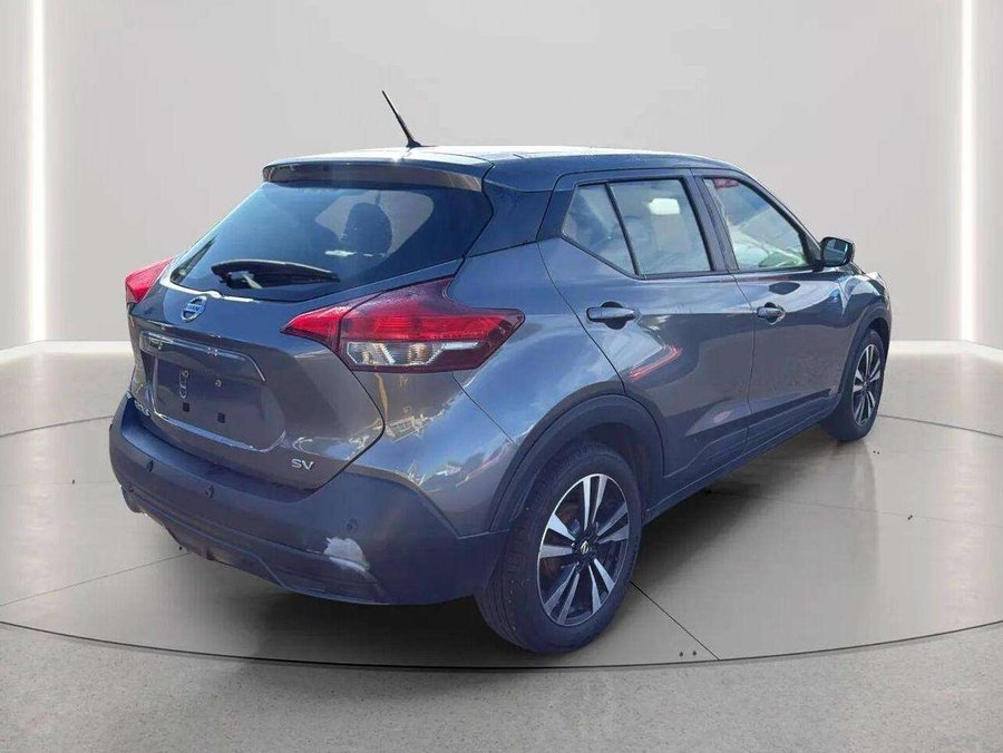 2020 Nissan Kicks SV Grey