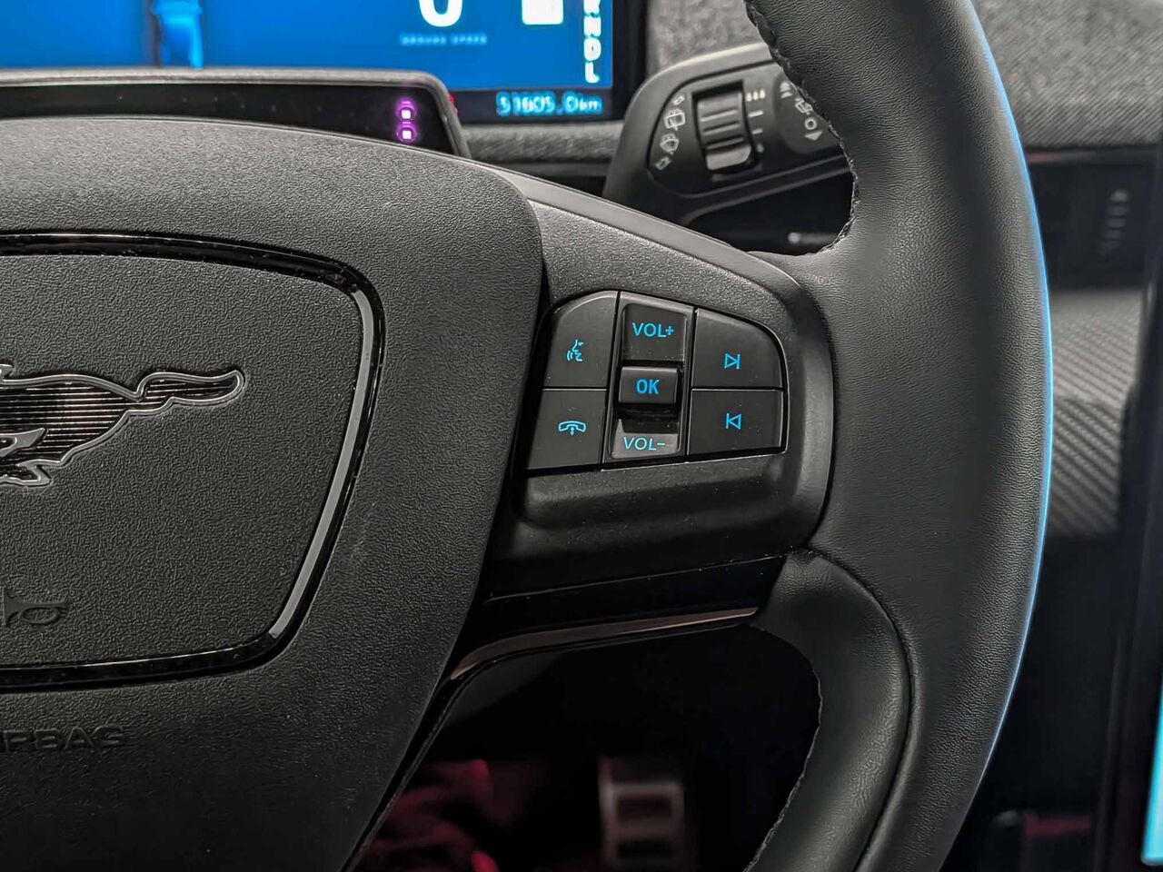Ford MUSTANG MACH-E Premium AWD Batterie Autonomie Prolongée 2023 Argent Sherbrooke - photo #11