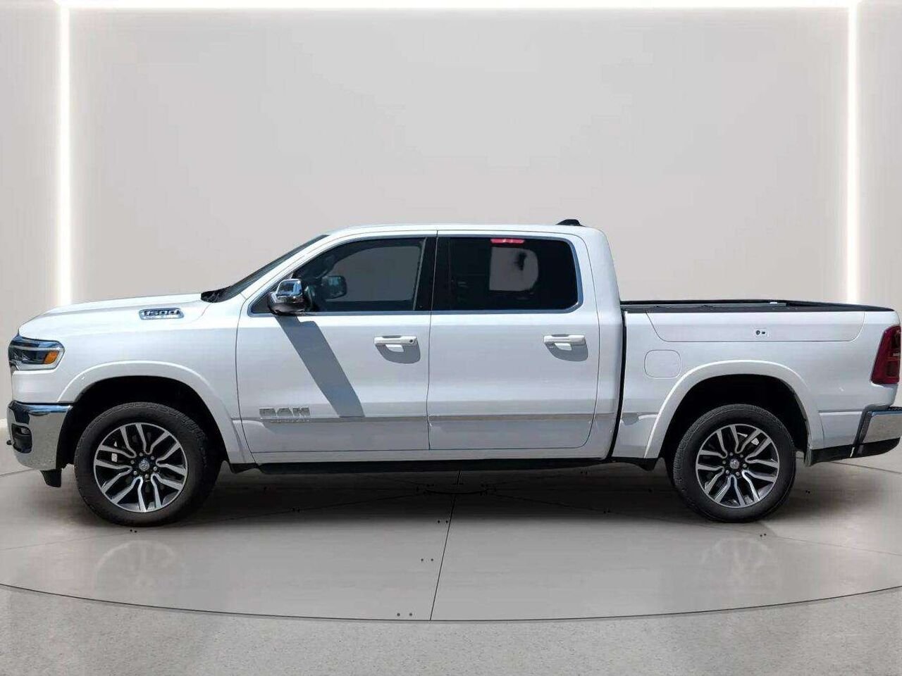 Ram 1500 2025 Blanc Gatineau - photo #1