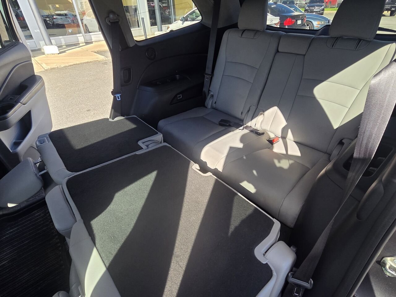 Honda Pilot 7 Passagers 2017 Gris Granby - photo #15