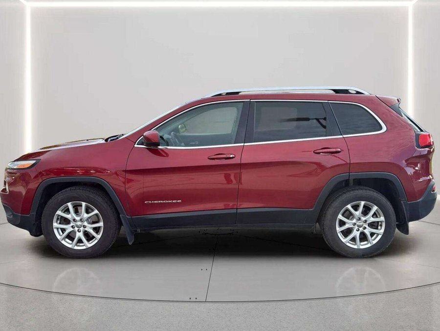 2016 Jeep Cherokee North Red