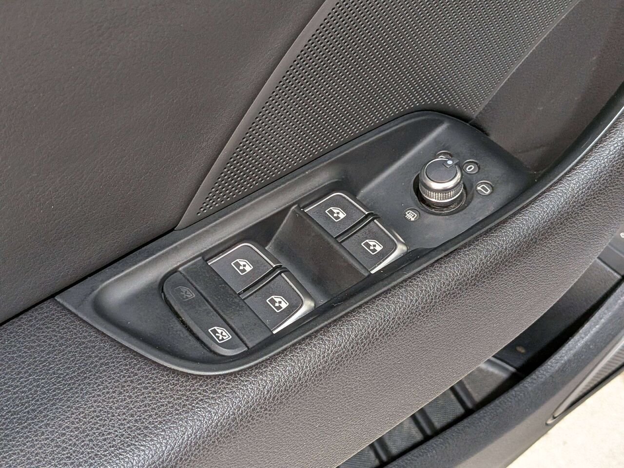 2020 Audi A3 Sedan Technik 45 TFSI quattro Silver Val-David - photo #32