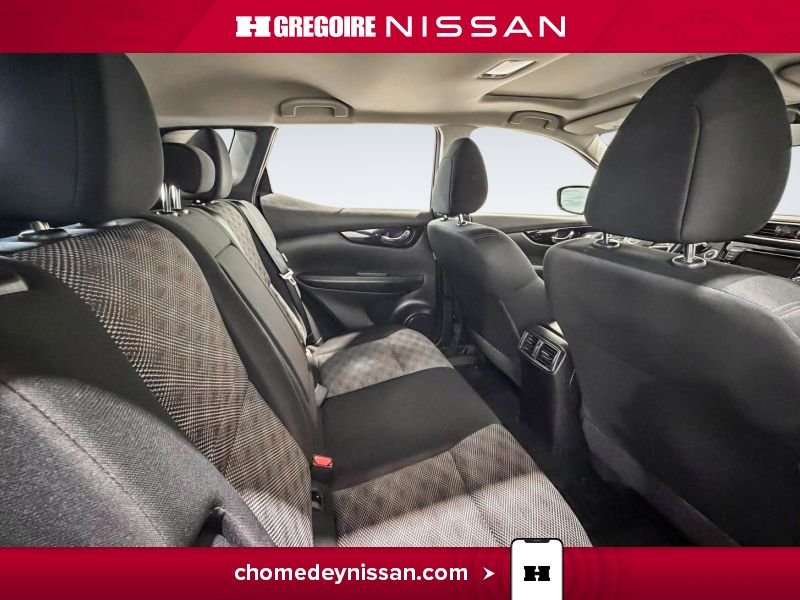 2022 Nissan Qashqai Grey Laval - photo #24